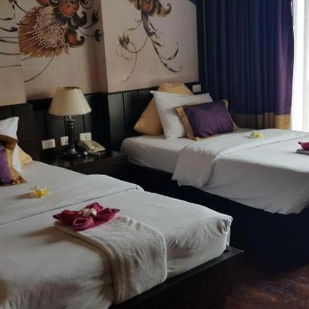 Sarita Cha Let And Spa Praia de Jomtien Exterior foto